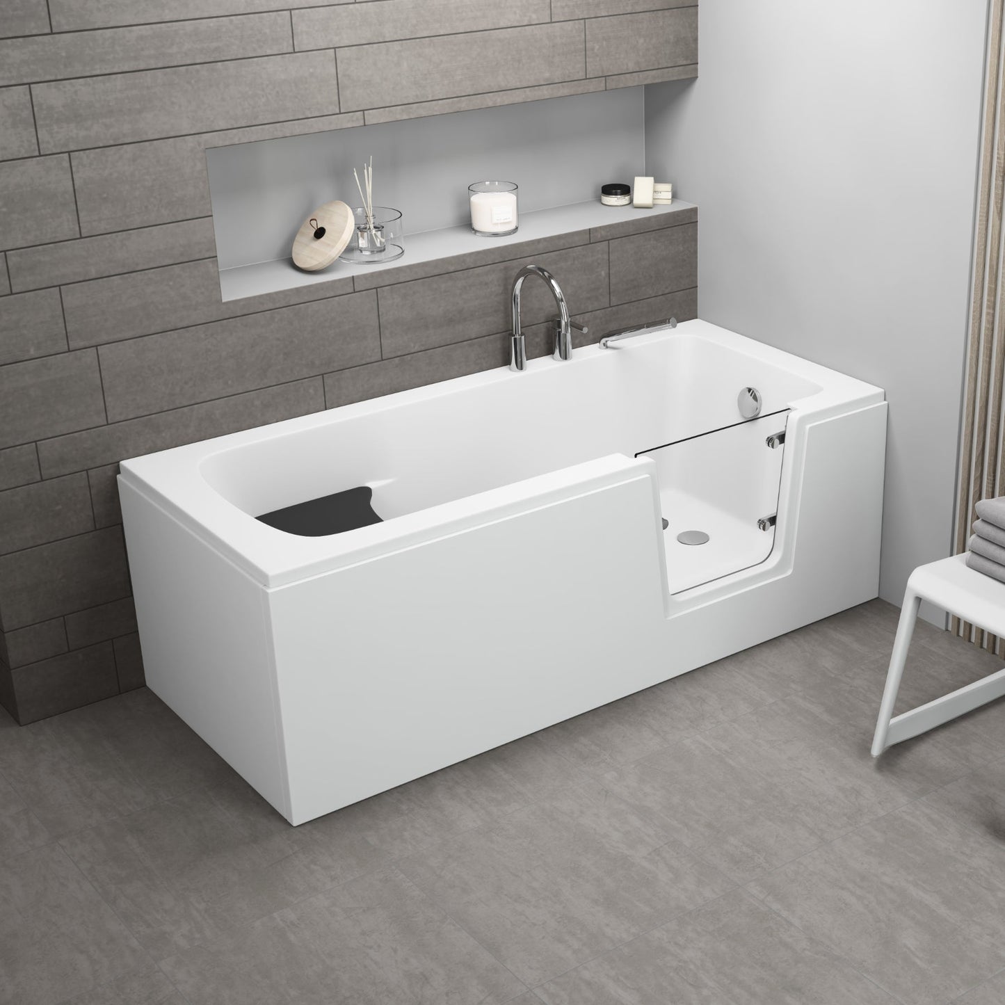 Acrylic bathtub with door AVO